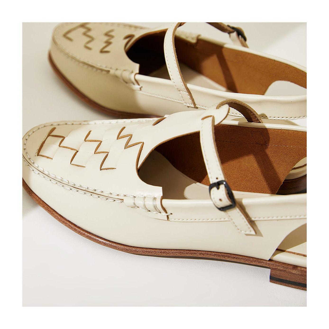 Leather Summer Sandals for Women - Comfortable Straps and Stylish Design for Casual Wear