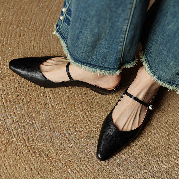 Pointed-Toe Flat Mules for Women with Single Strap and Buckle Closure - Stylish Casual Footwear for Everyday Wear