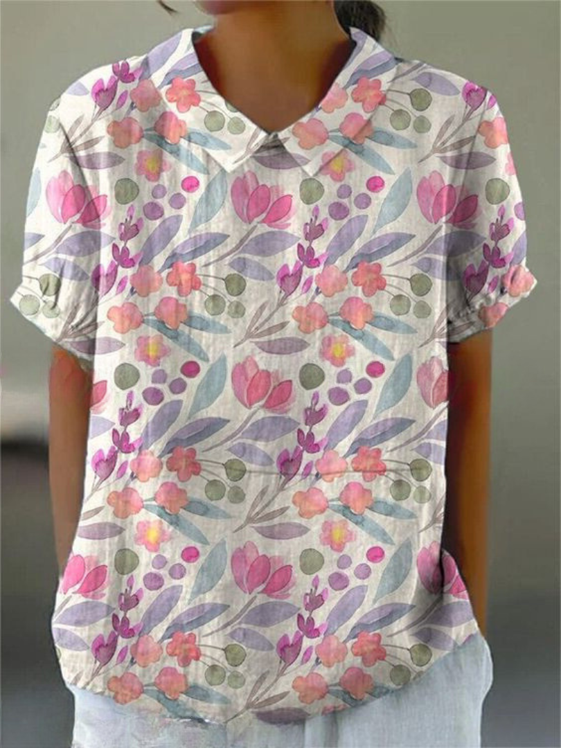 Vintage Floral Pattern Women's Blouse in Lightweight Fabric for Casual Wear and Everyday Style