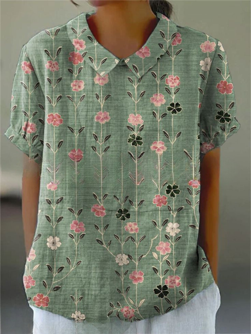 Vintage Floral Pattern Women's Blouse in Lightweight Fabric for Casual Wear and Everyday Style