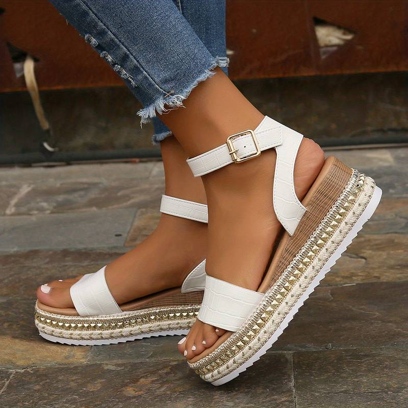 Women's Ankle Strap Platform Sandals with Textured Sole for Casual Wear and Summer Outings